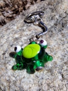 Frog with emerald 2 keychain