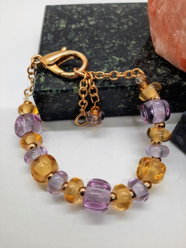 Lavender and ale gold bracelet