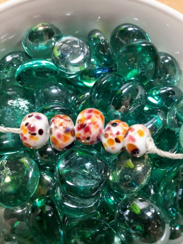 Peach sangria on white 5 bead set