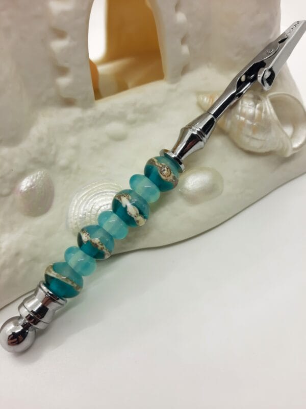 Teal misty silvered ivory bracelet helper roach clip